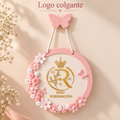 Logo colgante personalizado con flores y mariposa